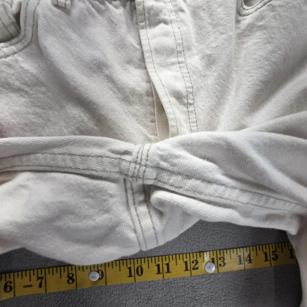 Vintage Levis 501 Jeans Mens White Straight Button Fly USA 90s Fits 28x30